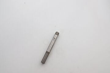 STEHBOLZEN RUND EN 10278 16H11 135LG.